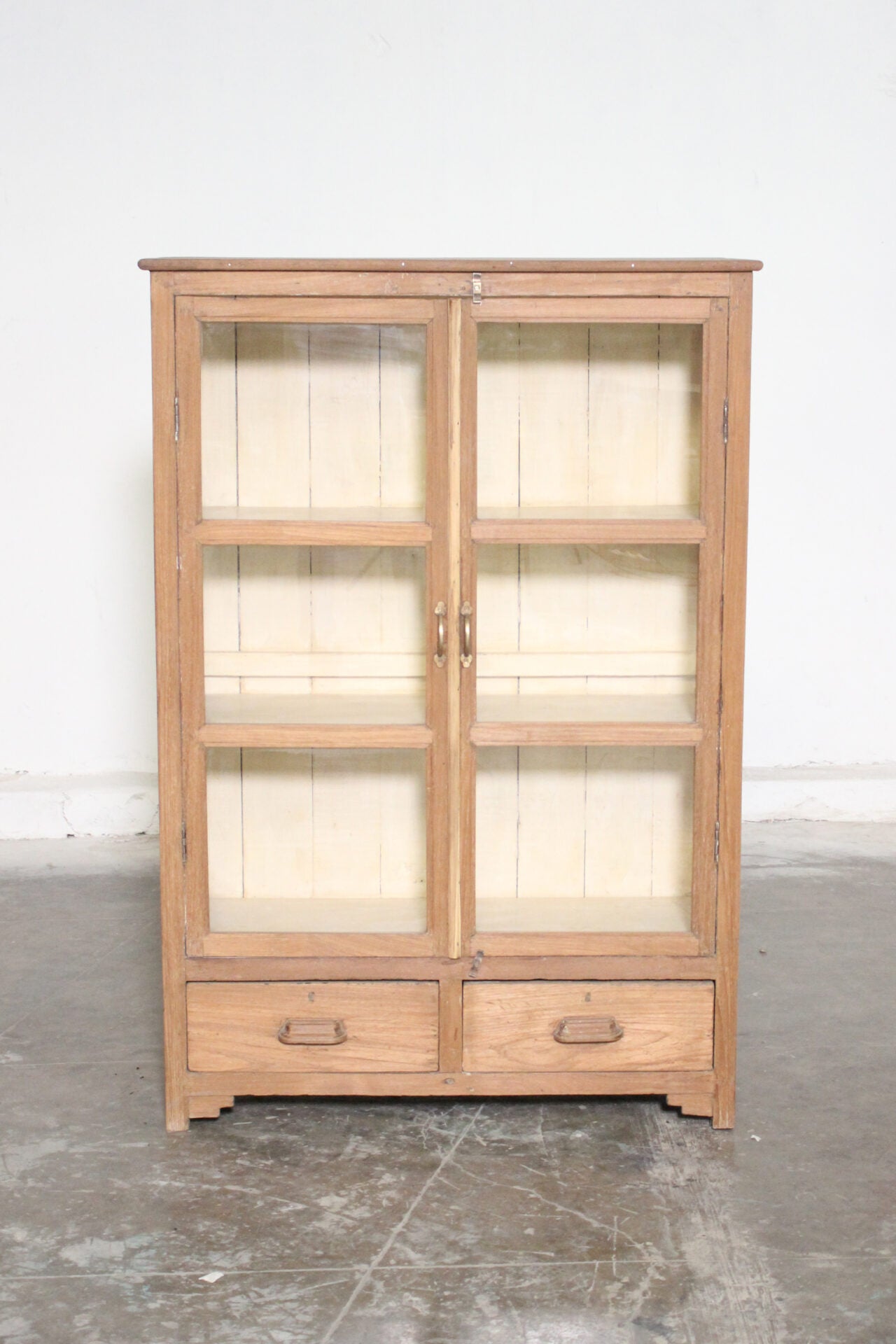 Vitrinskåp H138cm
