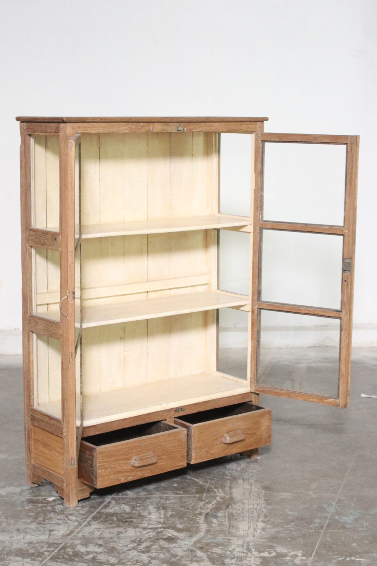 Vitrinskåp H138cm