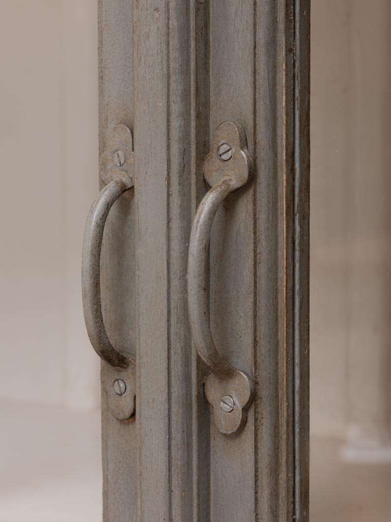 Vitrinskåp 4 doors