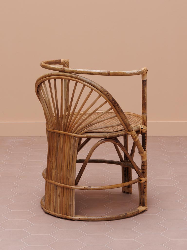 Ratan oval table & 2 chairs